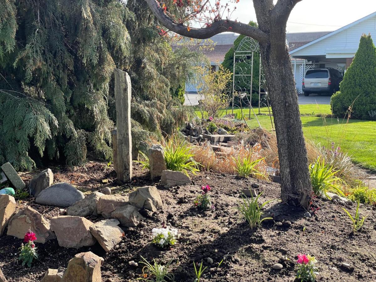 Walla Walla Garden Motel Bagian luar foto